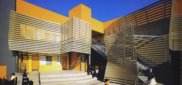 Camino Nuevo Charter Academy 모습.
