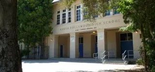North Hollywood High School 모습.